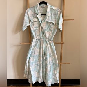 50’s 60’s vintage shirt collar swing dress floral pattern